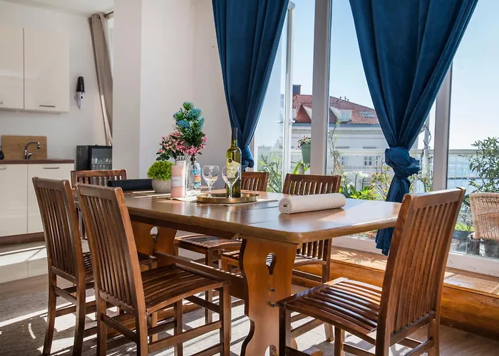 Apartamento Sea View Centar Xxl