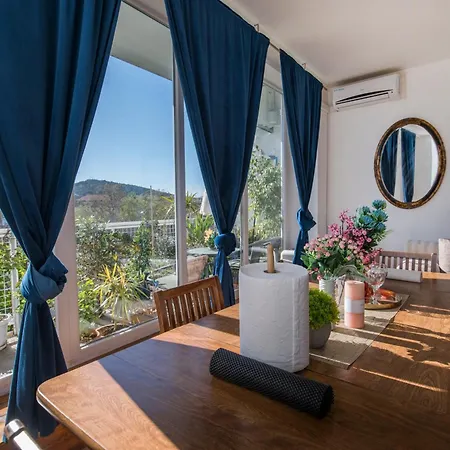 Sea View Centar Xxl Apartment *