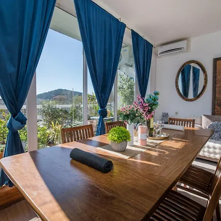 Sea View Centar Xxl Apartment